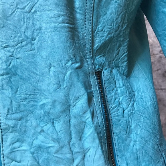 Leather jacket - Picture 8 of 8